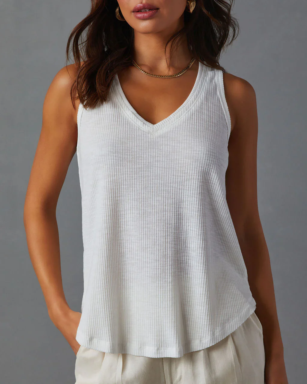 Moira Relaxed Ribbed Curved Hem Tank