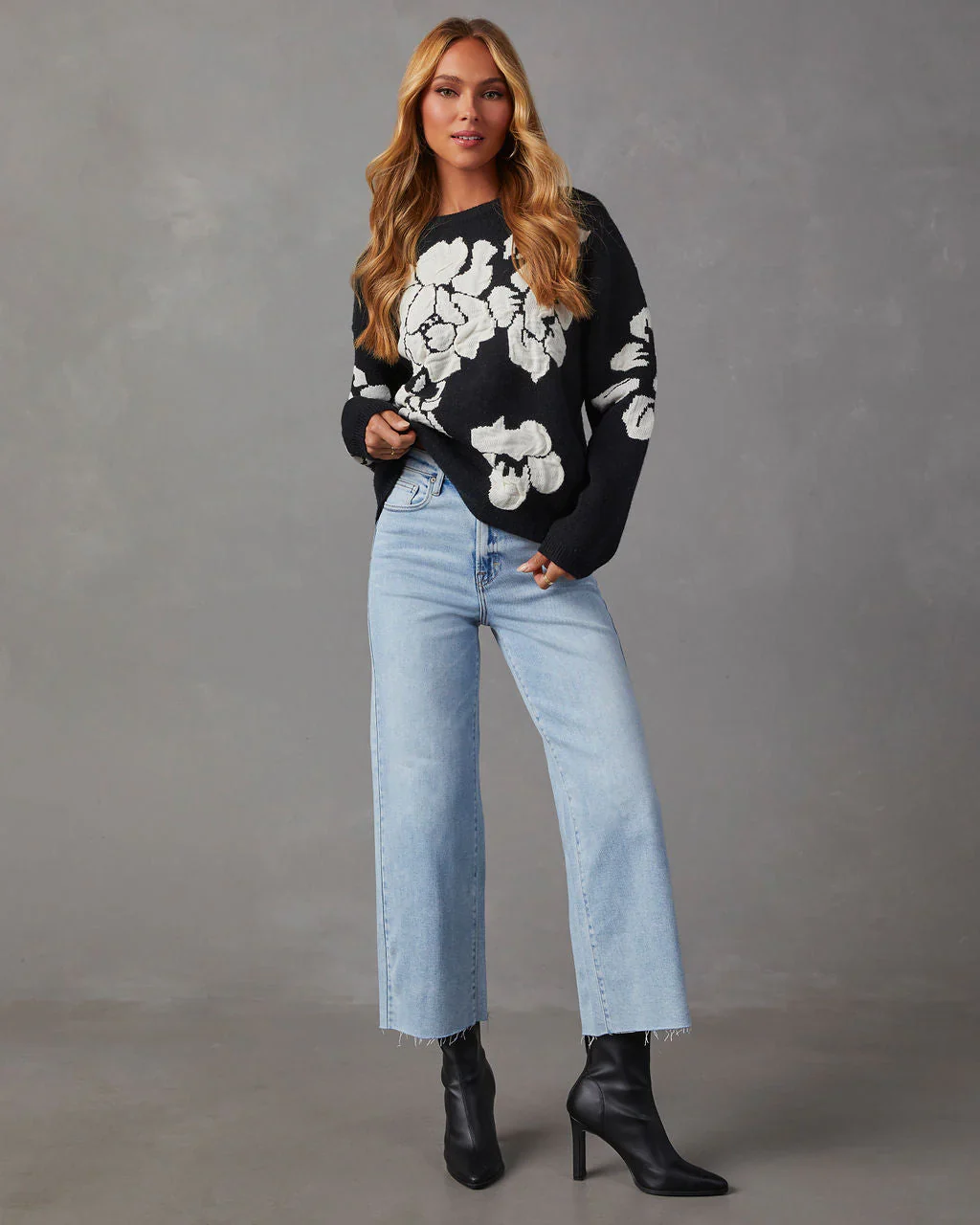 Chic Bouquet Floral Pullover Sweater
