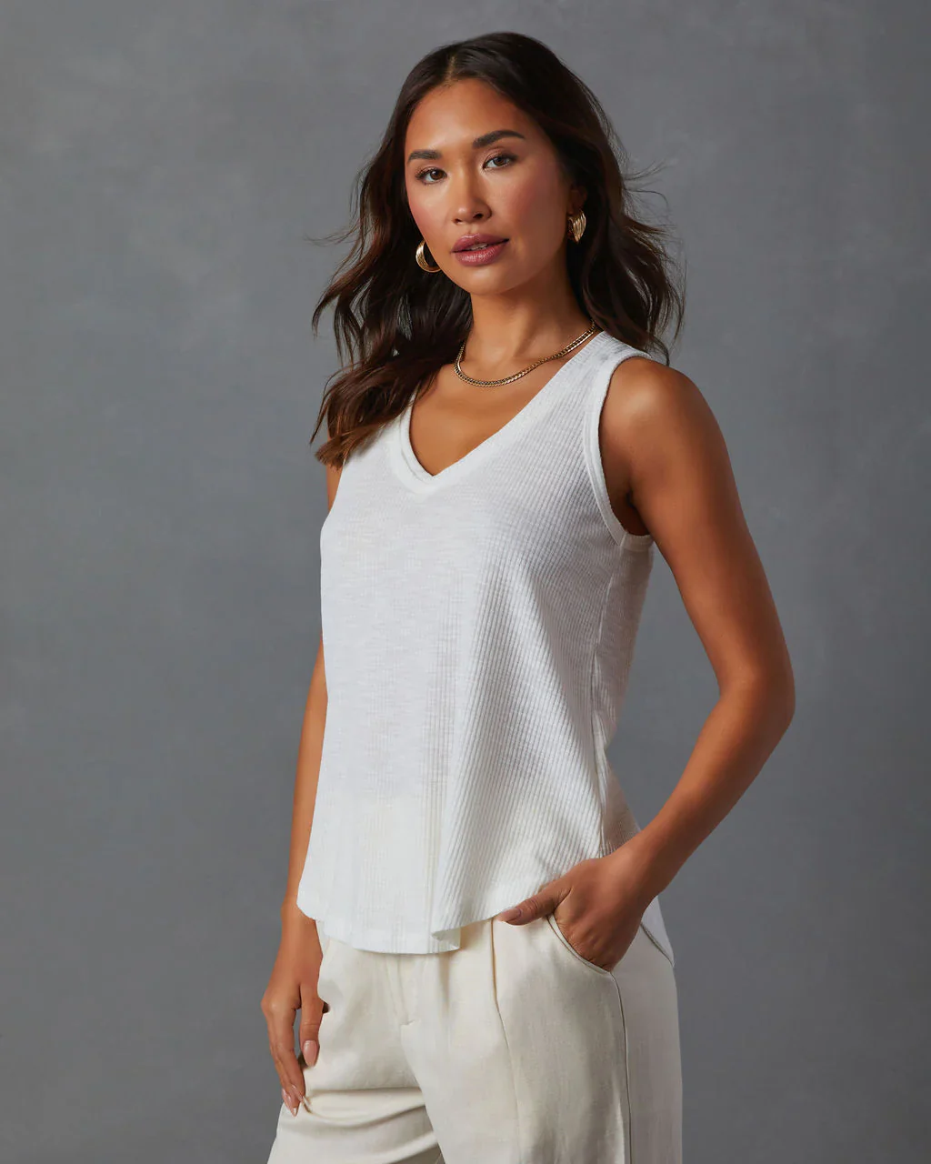 Moira Relaxed Ribbed Curved Hem Tank